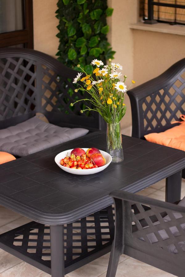 Vera By Rv Apartments Varna Exterior photo
